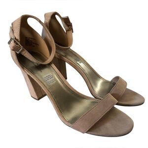 Worthington Womens Beckwith Sandals Tan Block Heels. 3.5” Heel, Size 9.5W